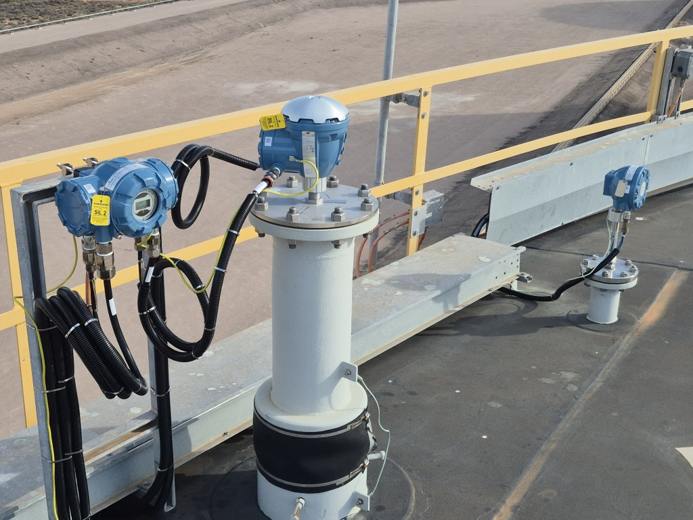 Additional equipment and field work photograph